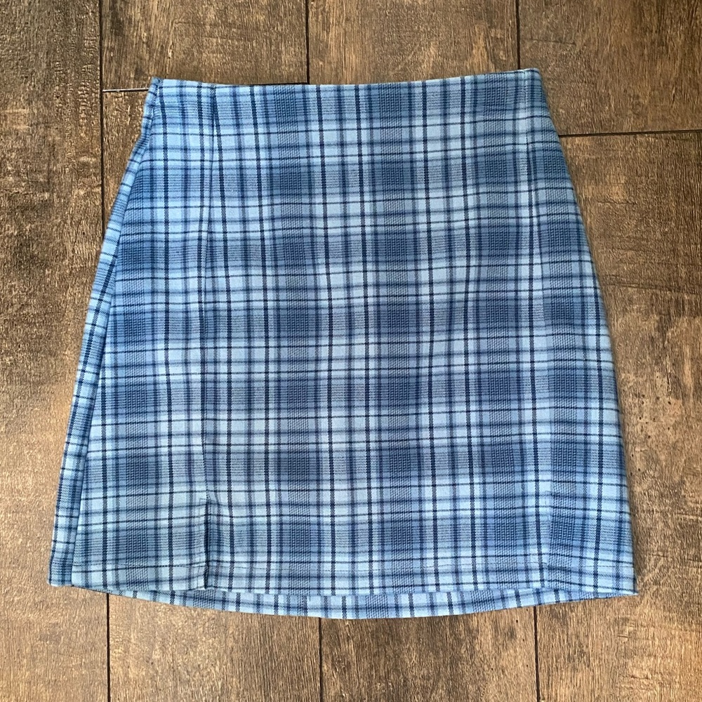 blue skirt